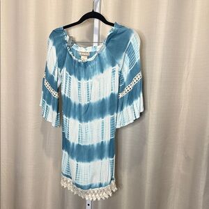 Flying Tomato Teal Tie-Dye Blouse with Lace Accents